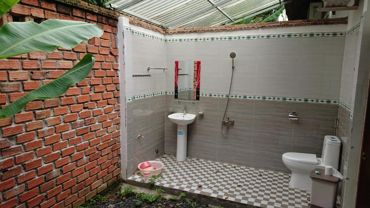 Vuonthuguesthousegarden Tỉnh Kontum Exterior photo