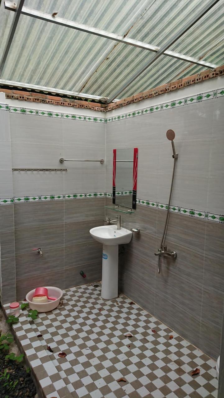 Vuonthuguesthousegarden Tỉnh Kontum Exterior photo
